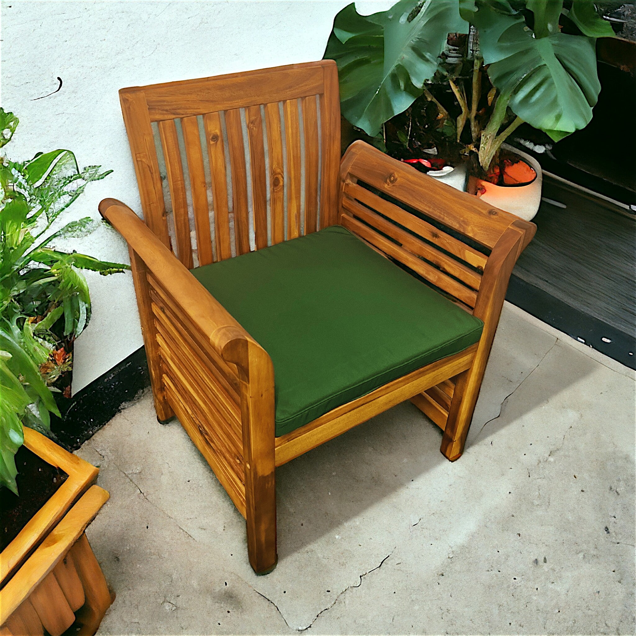 C001 - Riviera Armchair (6773218410625)