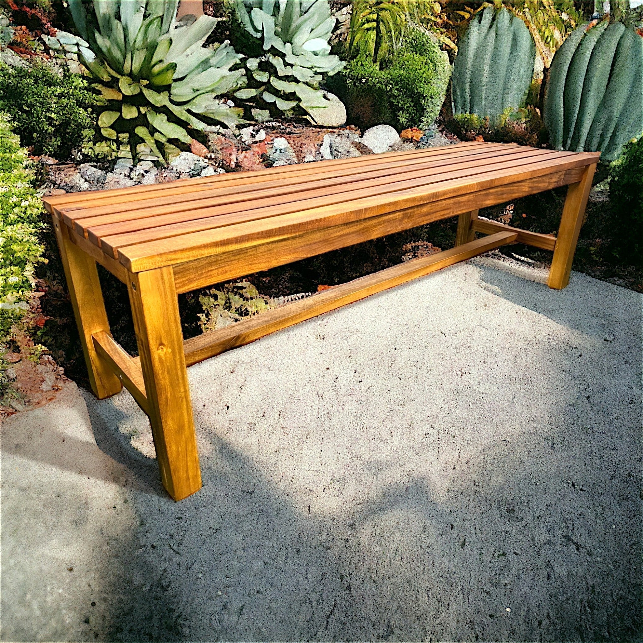 B002 - Popoia Bench (6740890386561)