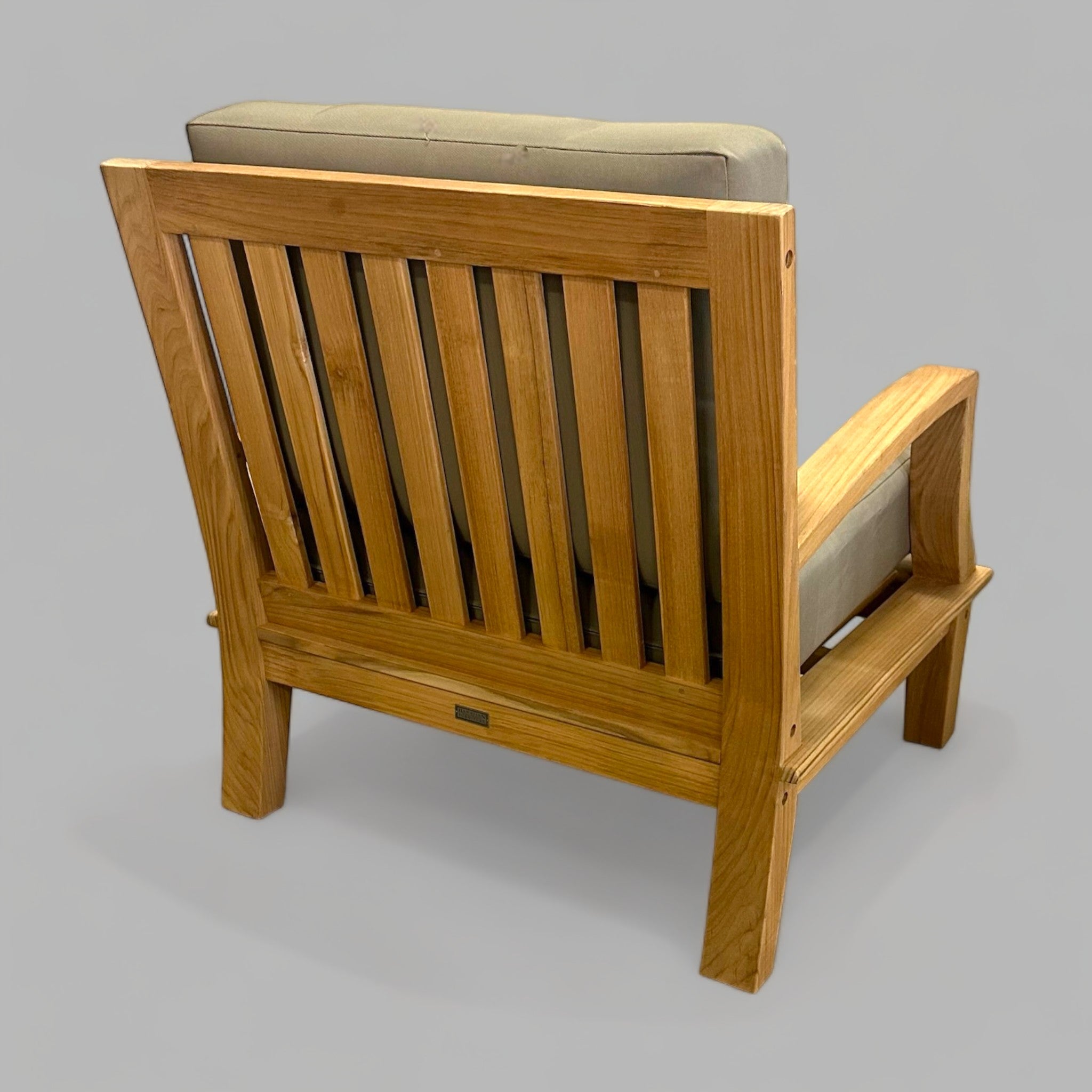 HLAC946 - Grande Club Chair (6601695264897)