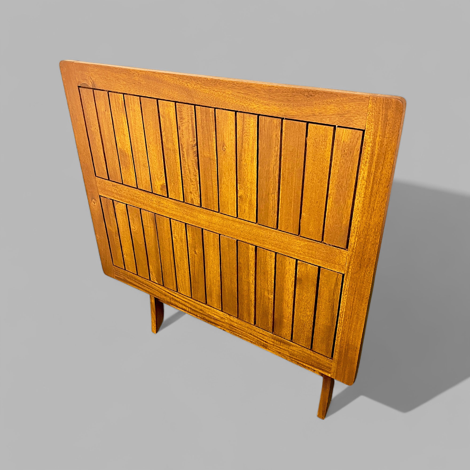 T1901 - KAPAA FOLDING TABLE (6593844576385)