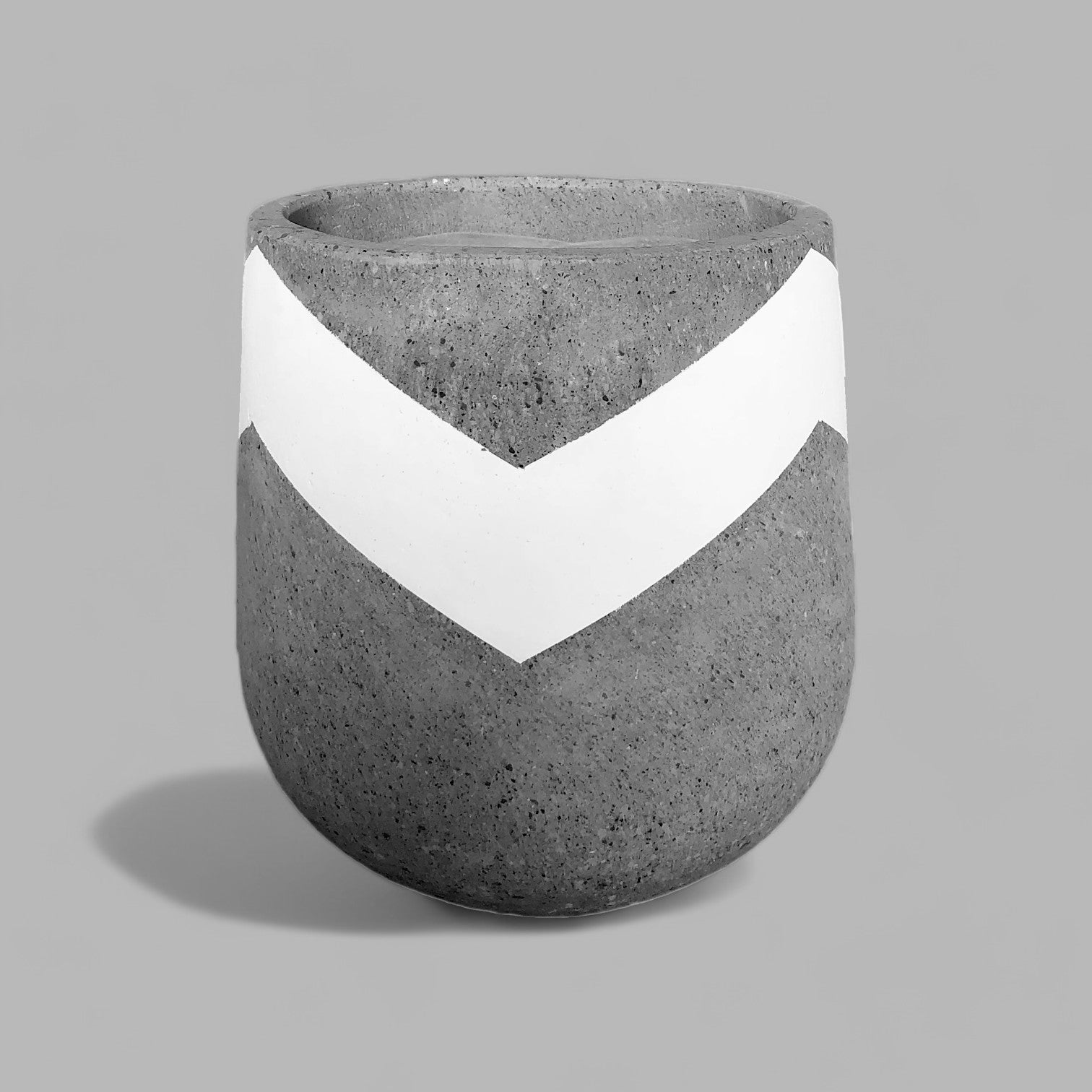VT133S - PAINTED FOAM LITE & CONCRETE PLANTER (6592789348481)