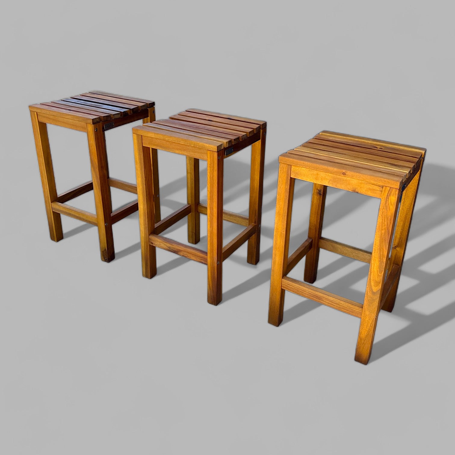 C020 - Waikiki Bar Stool (6593843757185)