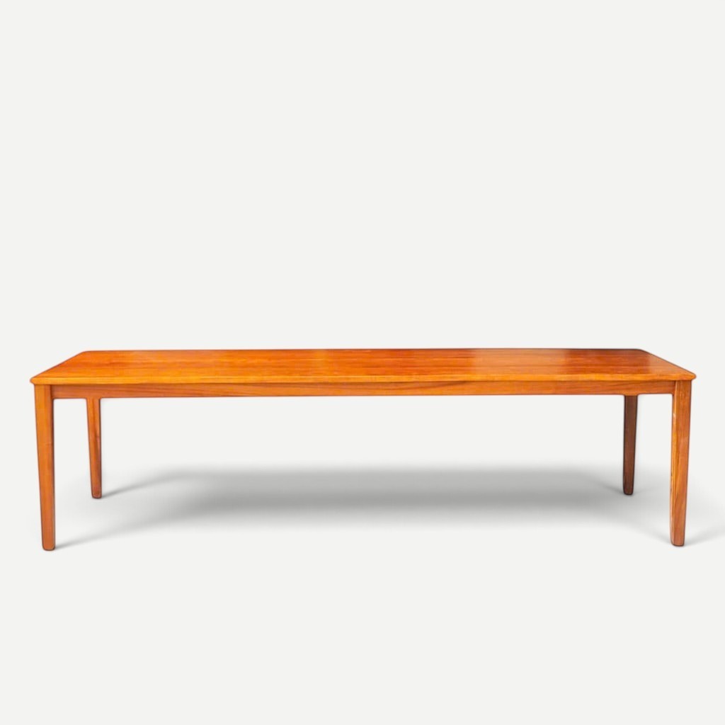 Hawaiian Discovery Furniture Molokai 10-seater dining table made from natural plantation-grown Acacia hardwood.