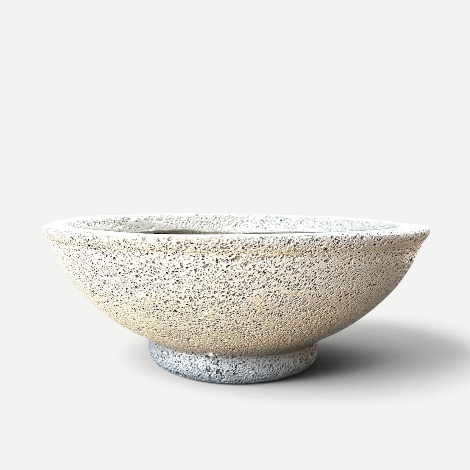 Hawaiian Discovery Furniture Maru round bonsai planter made of lightweight concrete and recycled foam with porous texture