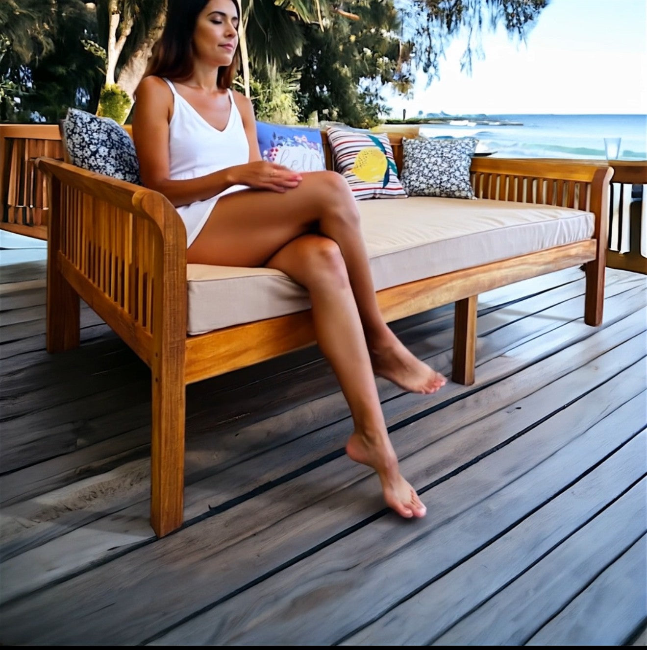 T015 - High Bar Table – Hawaiian Discovery Furniture