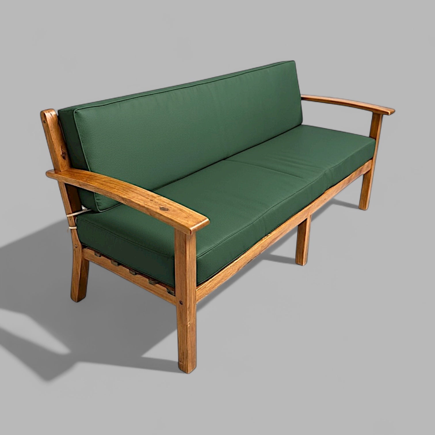 C1300S - Hilo 3-Seat Sofa – Hawaiian Discovery Furniture