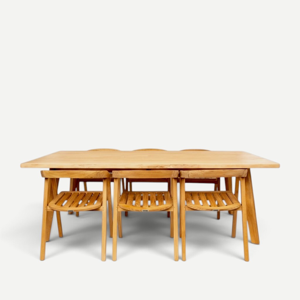Hawaiian Discovery Furniture La Costa teak wood outdoor dining table with matching slatted chairs in honey golden tone